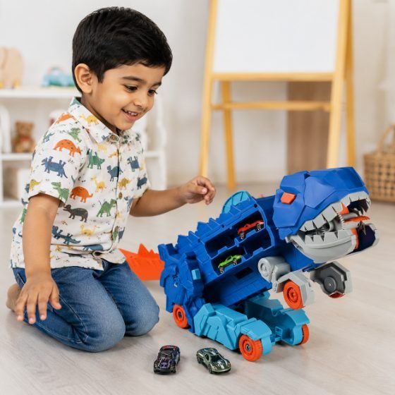 Dinosaur Transport Truck transforming racing catapult with 2 die-cast cars